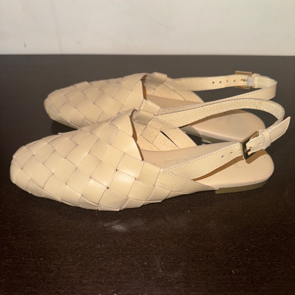 🌿 J Crew Chic Woven Slip-On Flats 🌿 Never worn - Picture 3 of 3